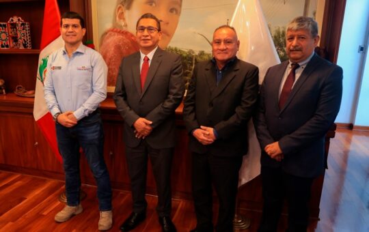 MINEM Y VIVIENDA ARTICULAN ESFUERZOS PARA IMPULSAR ELECTRIFICACIÓN RURAL EN LA LIBERTAD, EN BENEFICIO DE MÁS DE 20 MIL CIUDADANOS – RCR Peru