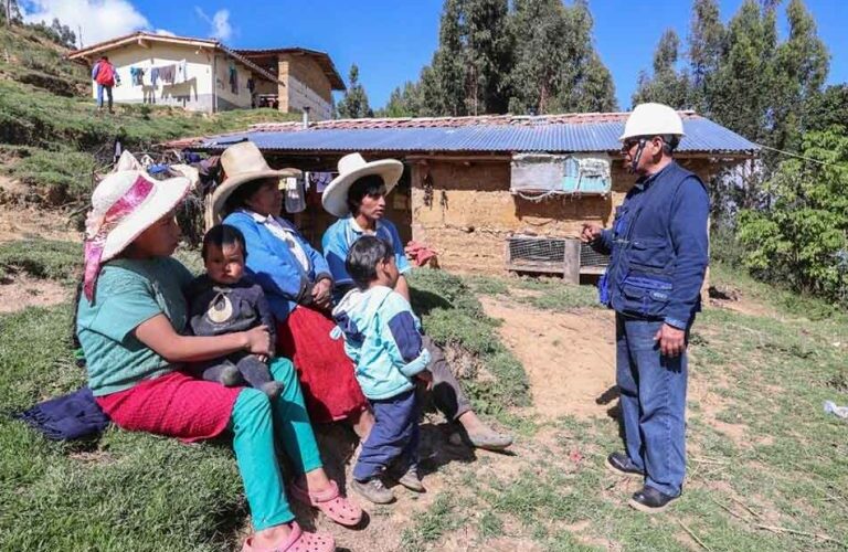 ALTO NIVEL DE INFORMALIDAD EN CAJAMARCA ES UN FACTOR ASOCIADO A LA POBREZA – RCR Peru