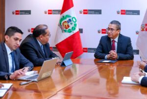 PROMOVEMOS INNOVACIÓN, INVERSIÓN Y ALIANZAS ESTRATÉGICAS HACIA UNA MATRIZ ENERGÉTICA MÁS LIMPIA Y DIVERSIFICADA – RCR Peru