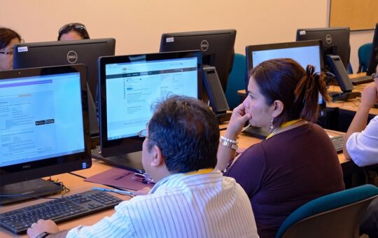 DERRAMA MAGISTERIAL BRINDA CURSOS VIRTUALES GRATUITOS PARA MAESTROS AFILIADOS DE TODO EL PAÍS – RCR Peru