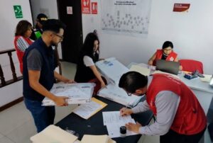 AUDITORIA DEL JNE SOBRE LA PRIMERA VUELTA SERÍA “UN SALUDO A LA BANDERA”, AFIRMA ANALISTA CÉSAR ZAMORA – RCR Peru