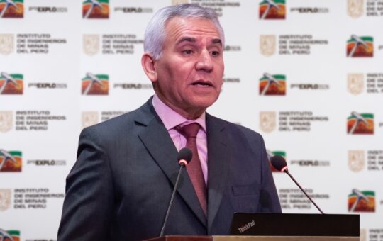 REVISAR LEY DE MINERÍA EN FUNCIÓN A CONCESIONES AHUYENTA A LAS INVERSIONES FORMALES – RCR Peru