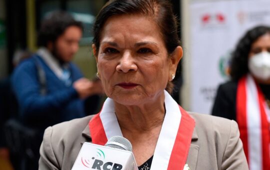 RECTORA DE SAN MARCOS EXHORTA A ESTUDIANTES A DEPONER TOMA DEL CAMPUS Y PRIORIZAR CONTINUIDAD ACADÉMICA – RCR Peru