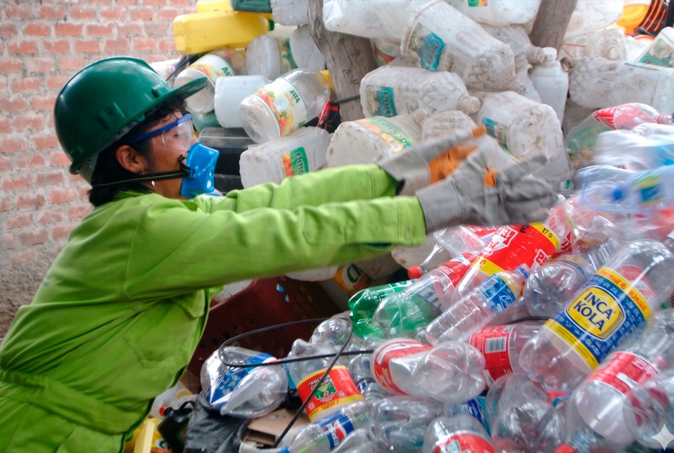 PERÚ SOLO RECICLA EL 2.7% DE SUS RESIDUOS PESE A QUE GENERA CASI 9 MILLONES DE TONELADAS, ADVIERTE EL MINAM – RCR Peru