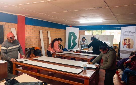 COMPAÑÍA DE MINAS BUENAVENTURA IMPULSA EL EMPRENDIMIENTO LOCAL CON LA CLAUSURA DE EXITOSO TALLER DE MELAMINA EN OYÓN – RCR Peru