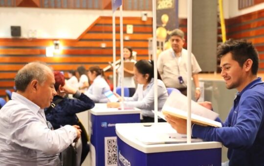 DERRAMA MAGISTERIAL REDUCE EL COSTO DE SUS CRÉDITOS EN BENEFICIO DE LOS MAESTROS – RCR Peru