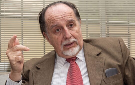 MARTÍN BELAUNDE DENUNCIA SUPUESTA USURPACIÓN DE FUNCIONES EN EL COLEGIO DE ABOGADOS DE LIMA – RCR Peru