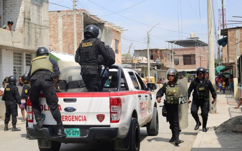 AVANZA EL CRIMEN ORGANIZADO Y HAY PRESENCIA DE MAFIAS ECUATORIANAS COMO ‘LOS CHONEROS’, ‘LOS LOBOS’ Y ‘LOS TIGUERONES’, ADVIERTE EXJEFE POLICIAL MÁXIMO VARGAS – RCR Peru