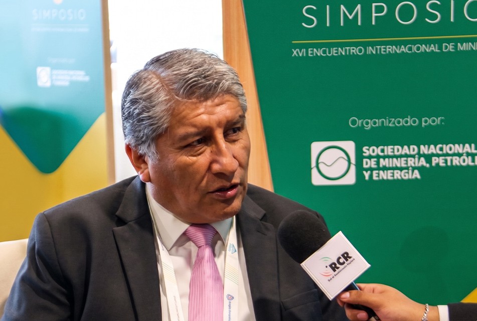 EXCESIVA PERMISOLOGÍA PARA EMPRESAS MINERAS FORMALES FAVORECE INCREMENTO DE MINERÍA ILEGAL Y CRIMEN ORGANIZADO – RCR Peru