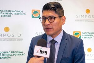 PERÚ PODRÍA PRODUCIR HASTA 4 MILLONES DE TONELADAS DE COBRE, PERO SE ESTANCA POR INCERTIDUMBRE POLÍTICA, ADVIERTE ANALISTA IVÁN ARENAS – RCR Peru