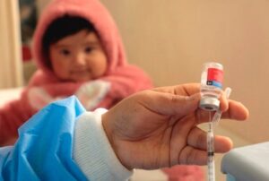 EXPERTO ASEGURA QUE LA VACUNACIÓN ES LA FORMA MÁS EFECTIVA DE COMBATIR EL SARAMPIÓN – RCR Peru