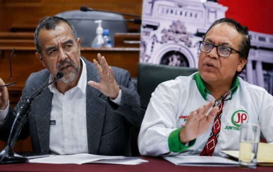 AFIRMAN QUE ROBERTO SÁNCHEZ Y JUNTOS POR EL PERÚ TIENEN VÍNCULOS CON SENDERO LUMINOSO Y MRTA – RCR Peru