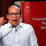 ROBERTO SÁNCHEZ QUIERE HUNDIR EN EL ABISMO AL PERÚ AL PLANTEAR CAMBIO DE CONSTITUCIÓN – RCR Peru
