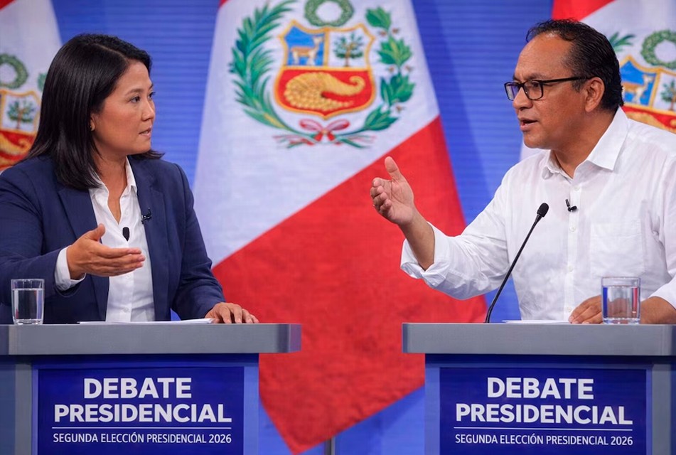 “KEIKO FUJIMORI Y ROBERTO SÁNCHEZ NO DIERON LA TALLA”, AFIRMAN ANALISTAS BELÓN JARA Y GINEZ BARRIOS – RCR Peru