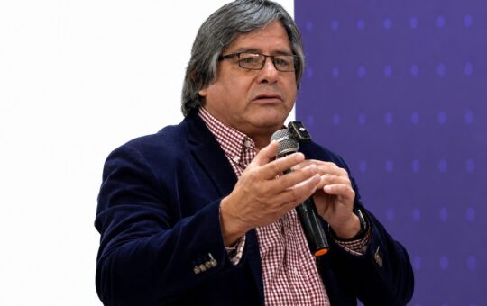HAMER VILLENA EXIGE FRENAR LA POLARIZACIÓN POLÍTICA Y DEMANDA QUE FUTUROS GOBERNANTES CUMPLAN CON SUS PROMESAS DE CAMPAÑA – RCR Peru