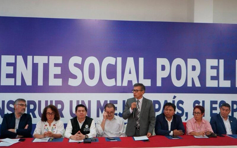EXCANDIDATOS, DIRIGENTES POLÍTICOS Y SINDICALES SUSCRIBEN ACUERDO DEMOCRÁTICO POR EL PERÚ – RCR Peru