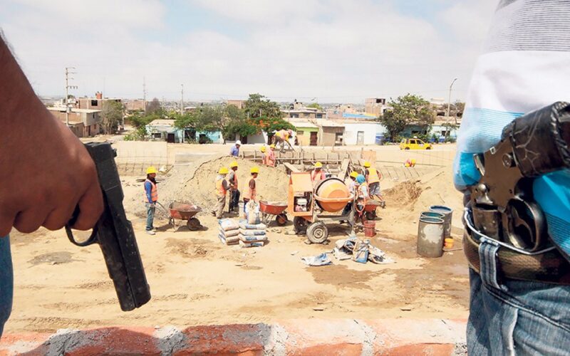 FENATRACC LIDERA RED DE EXTORSIÓN EN CONSTRUCCIÓN CIVIL CON NEXOS POLÍTICOS, SEGÚN EXPERTO JAIME ANTEZANA – RCR Peru