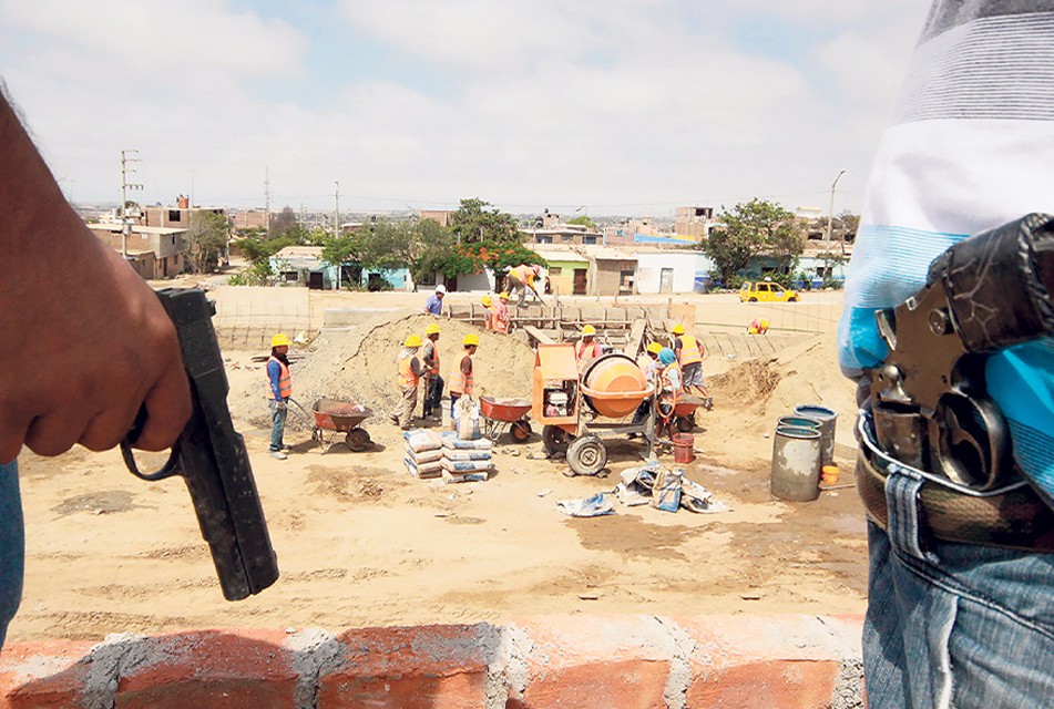 FENATRACC LIDERA RED DE EXTORSIÓN EN CONSTRUCCIÓN CIVIL CON NEXOS POLÍTICOS, SEGÚN EXPERTO JAIME ANTEZANA – RCR Peru