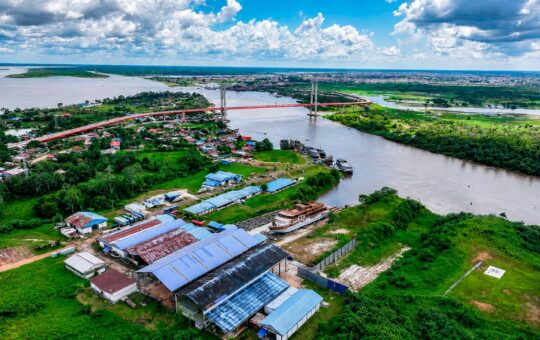 AMAZONÍA TIENE S/ 1,200 MILLONES COMPROMETIDOS EN INVERSIONES, PERO FALTA DE EJECUCIÓN FRENA SU DESARROLLO, ADVIERTE ECOLOGISTA DAVID LANDA – RCR Peru