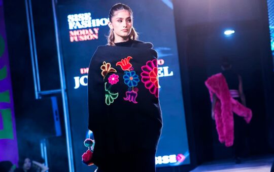 DISEÑADORES PERUANOS REVALORAN LA CULTURA NACIONAL Y DESTACAN EN EL ÁMBITO INTERNACIONAL CON TÉCNICAS ANCESTRALES – RCR Peru