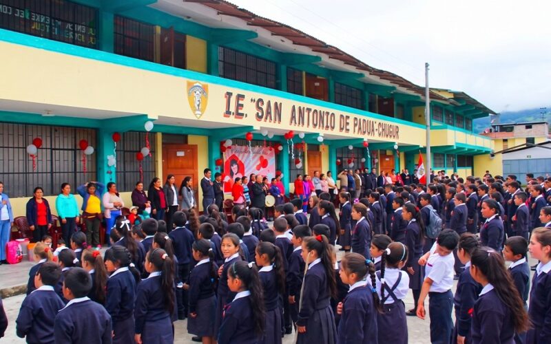 I.E. SAN ANTONIO DE PADUA DE CHUGUR CELEBRA ANIVERSARIO RUMBO A LA MODERNIDAD – RCR Peru