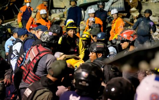 VENEZOLANOS EN EE.UU. IMPULSAN NUEVA ESTRATEGIA DE AYUDA PARA ABASTECER A RESCATISTAS Y BOMBEROS EN TIEMPO RÉCORD – RCR Peru
