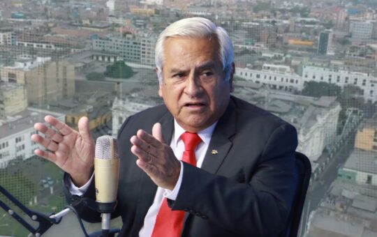 «ES UNA VERGÜENZA QUE COLOMBIA YA TENGA RESULTADOS OFICIALES Y PERÚ AÚN NO», AFIRMA EXPERTO MARCO TULIO GUTIÉRREZ – RCR Peru