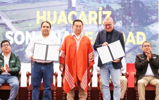 GOBIERNO FIRMA CONVENIOS PARA EJECUTAR OBRAS DE AGUA POTABLE BAJO LA MODALIDAD DE OBRAS POR IMPUESTOS – RCR Peru