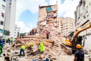ESTIMAN QUE RECONSTRUCCIÓN DE ZONAS AFECTADAS POR EL DOBLE TERREMOTO DEMANDARÁ US$ 7.000 MILLONES – RCR Peru