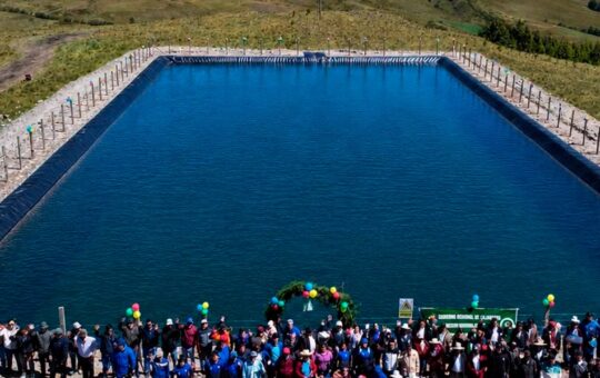 GOBIERNO REGIONAL DE CAJAMARCA IMPULSA LA MAYOR ESTRATEGIA DE ALMACENAMIENTO DE AGUA DEL NORTE DEL PAÍS CON LA CONSTRUCCIÓN DE 15 MIL RESERVORIOS – RCR Peru