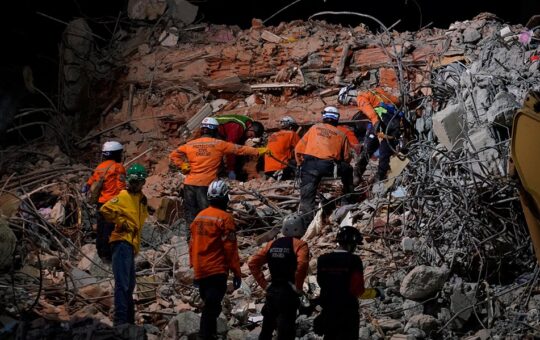 SE AGOTAN ESPERANZAS DE ENCONTRAR MÁS SOBREVIVIENTES BAJO LOS ESCOMBROS, ADVIERTE ANALISTA DESDE CARACAS – RCR Peru