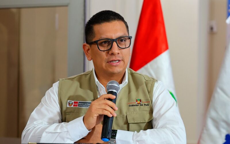 MINISTRO DE TRABAJO RECHAZA ACUSACIONES DE FALSIFICACIÓN Y ASEGURA QUE RESPONDERÁ ANTE LA JUSTICIA – RCR Peru