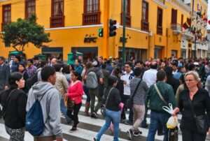 LIMA METROPOLITANA Y CALLAO RETOMAN EL LIDERAZGO, PERO CONTINÚAN DESAFÍOS EN SEGURIDAD Y GESTIÓN PÚBLICA – RCR Peru