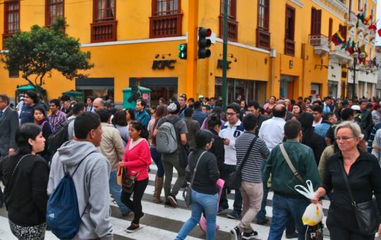 LIMA METROPOLITANA Y CALLAO RETOMAN EL LIDERAZGO, PERO CONTINÚAN DESAFÍOS EN SEGURIDAD Y GESTIÓN PÚBLICA – RCR Peru