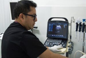 CLÍNICA UNIVERSITARIA OFRECE NUEVO SERVICIO DE ECOGRAFÍAS A LA COMUNIDAD SANMARQUINA Y AL PÚBLICO EN GENERAL – RCR Peru