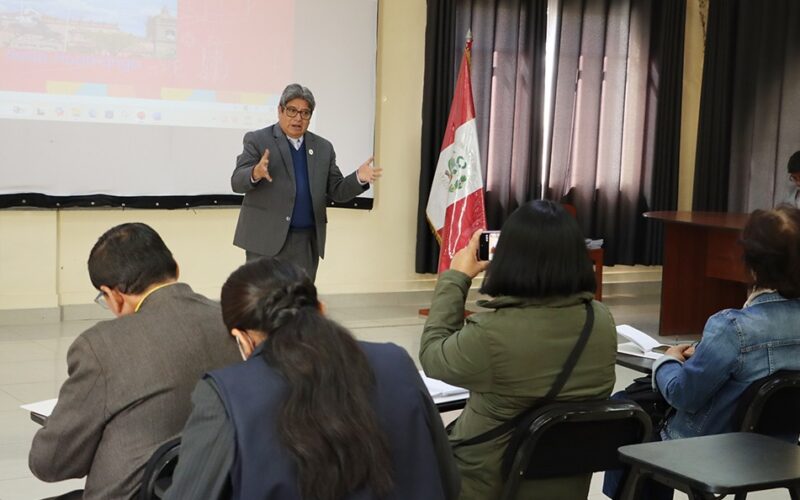 MINEDU CAPACITA A ESPECIALISTAS PARA FORTALECER LA SECUNDARIA RURAL – RCR Peru